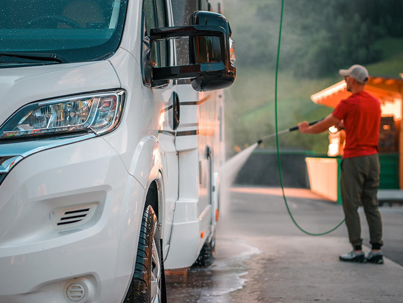 Diamond Clean | Fleet Washing Services in Abilene